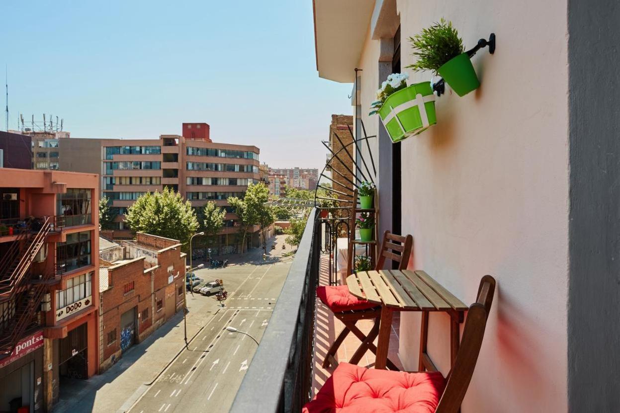 Lovely & Bright Bogatell Beach Apartment Barcelone Extérieur photo